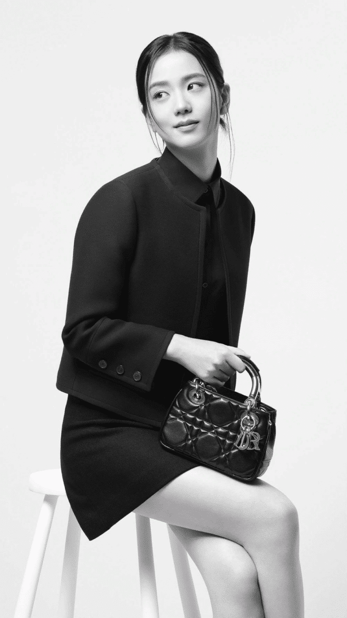 Джису из BLACKPINK, одетая в Dior стала горячей темой для обсуждения