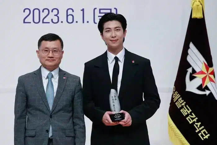 RM из BTS официально назначен на должность посла группы раскопок Министерства обороны Республики Корея 
