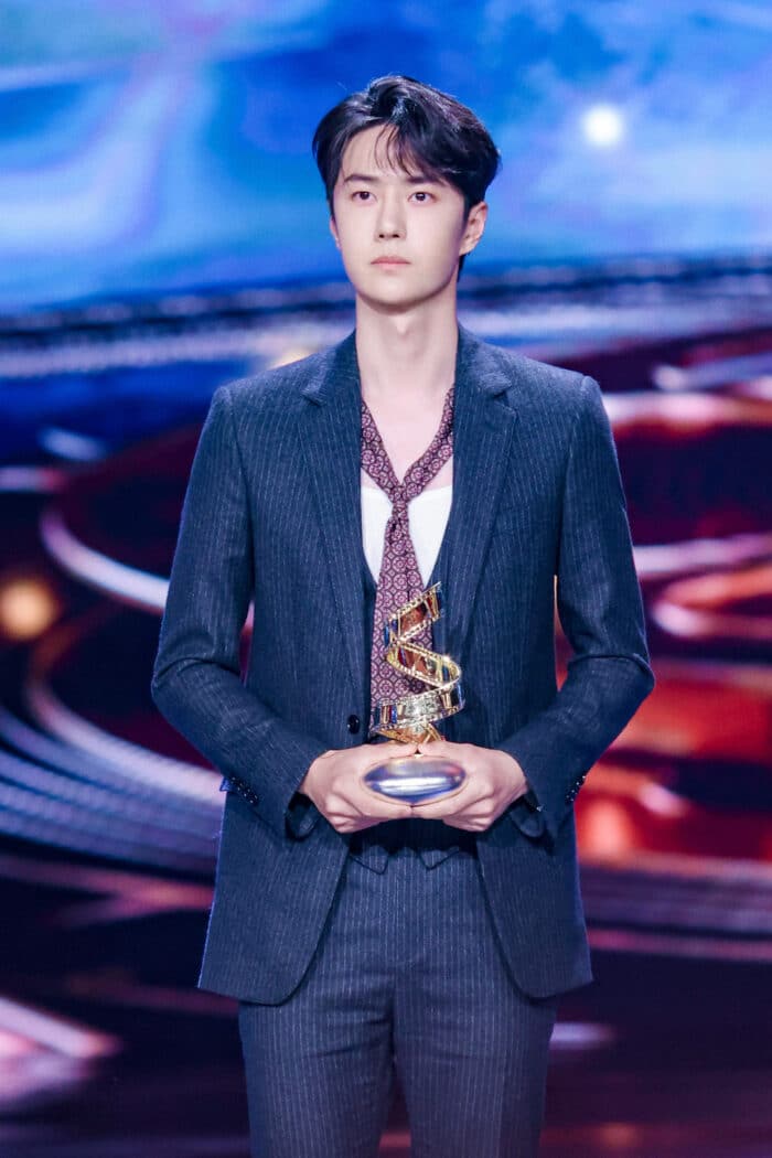 Ван Ибо - лучший актёр года по версии Weibo Movie Night Festival 2023