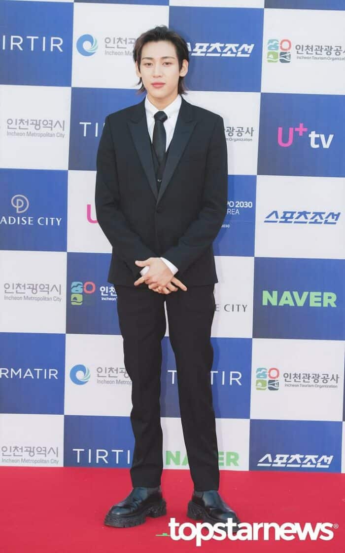 Корейские звёзды на красной дорожке «Blue Dragon Series Awards 2023»
