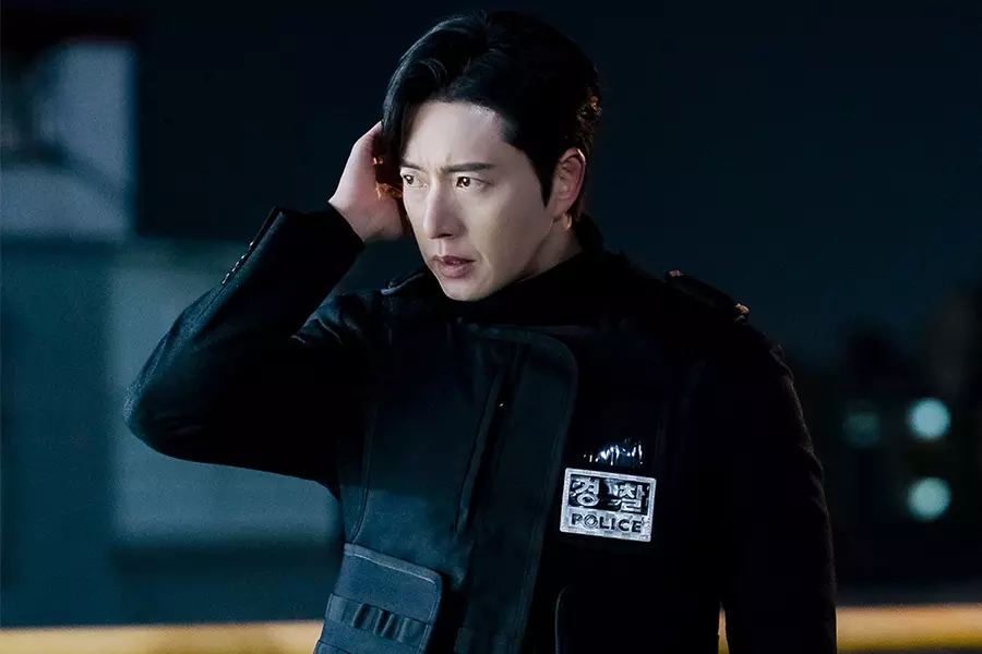 Пак Хэ Джин - суровый полицейский в предстоящем триллере