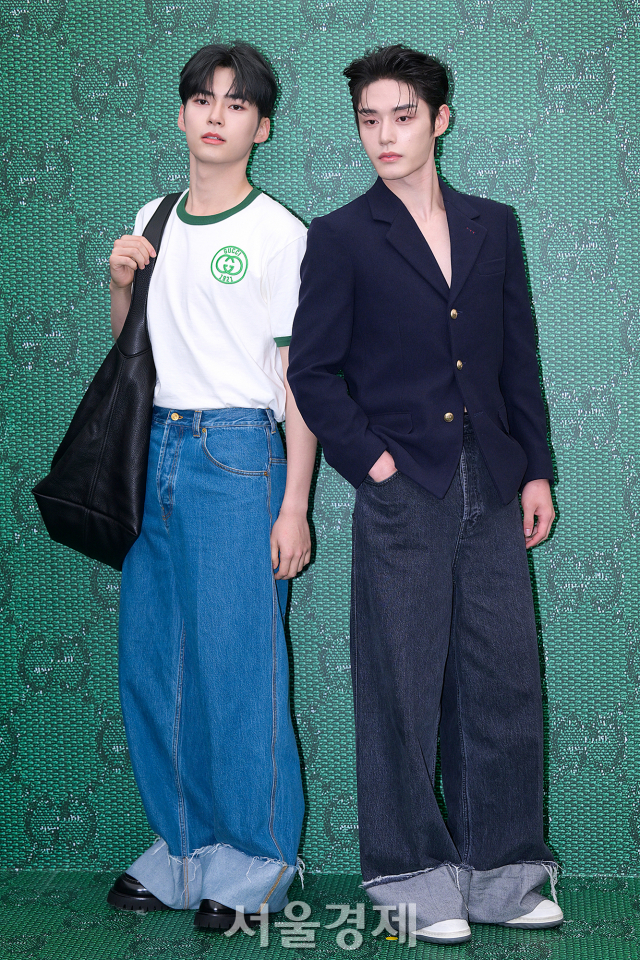 Сон Ханбин и Ким Джиун из ZEROBASEONE на мероприятии Gucci в Сеуле