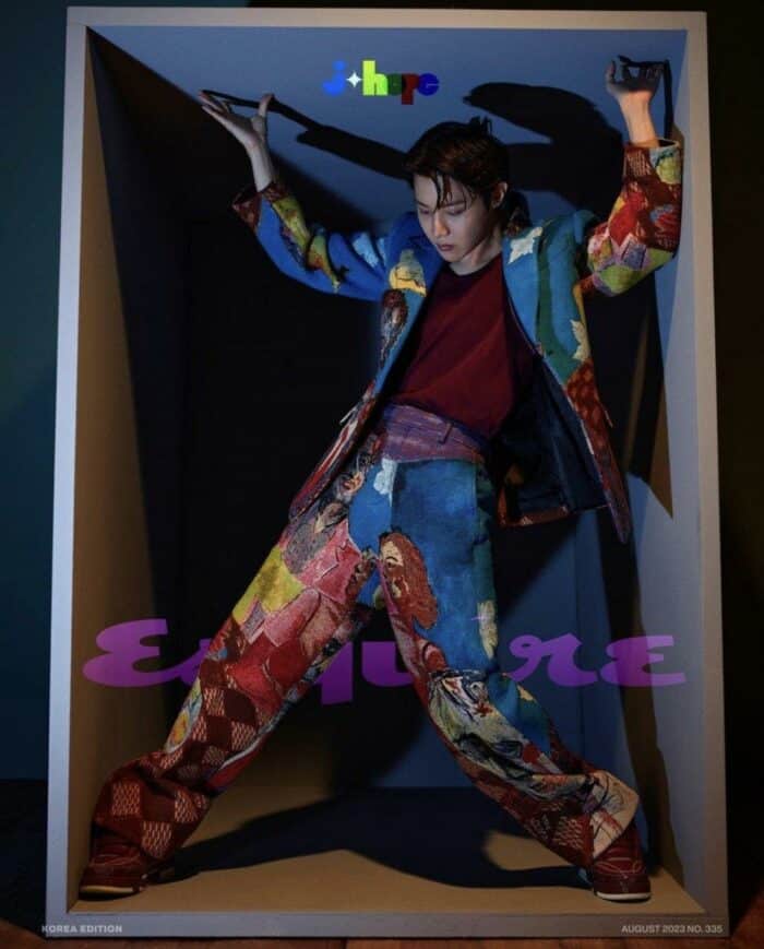 Джей-Хоуп из BTS украсил обложку августовского выпуска Esquire Korea