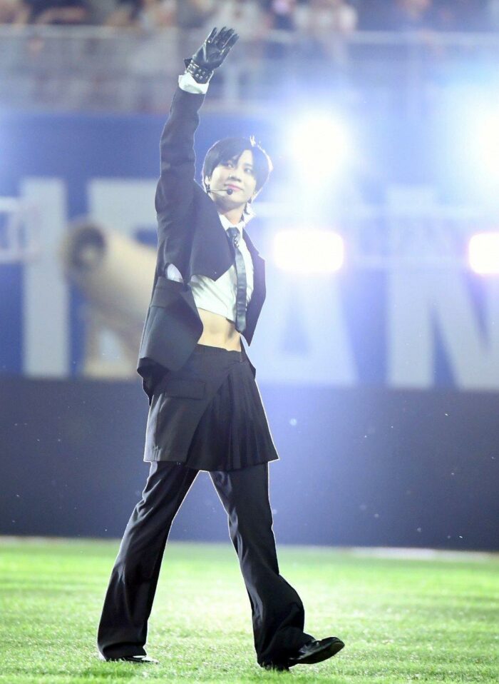 Тэмин выступил на стадионе Кубка мира в Сеуле
