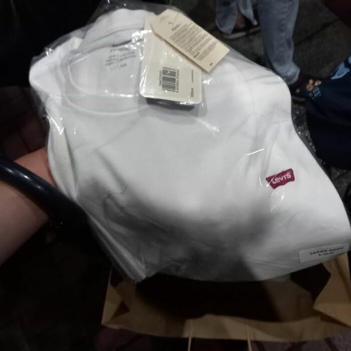 “Они потратили больше $7000!”: NewJeans удивили нетизенов дорогими подарками, которые подарили фанатам на музыкальном шоу 