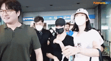 Тревожный опыт ENHYPEN в аэропорту Инчхон вызвал споры о безопасности