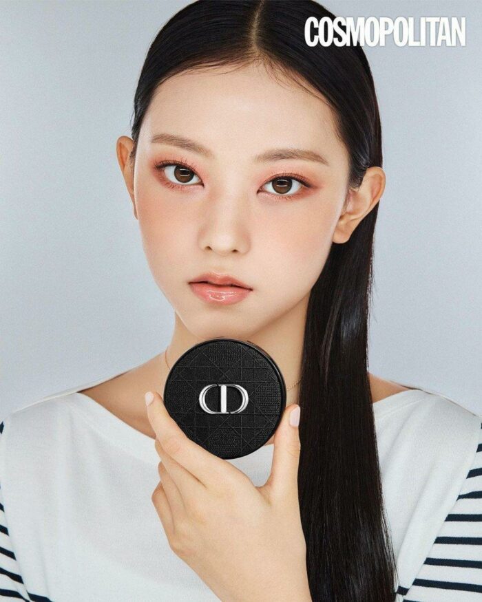 Cosmopolitan Korea при участии Dior Beauty представил фотосессию с Хэрин из NewJeans