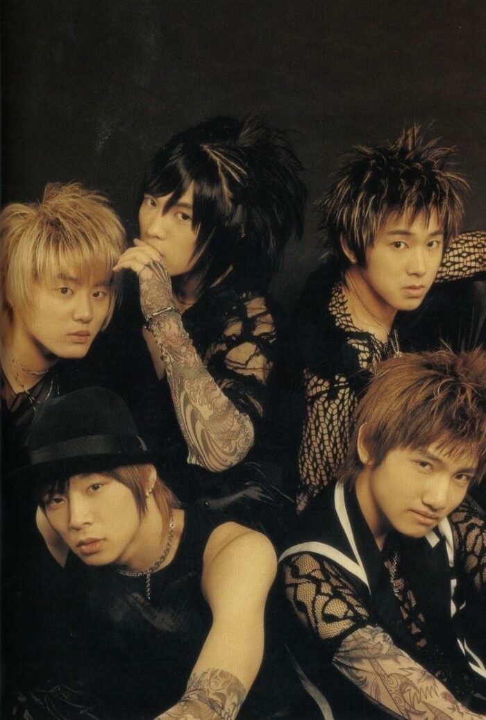 Эти айдолы — единственная группа второго поколения, вошедшая в топ-5 самых успешных исполнителей K-pop в Японии