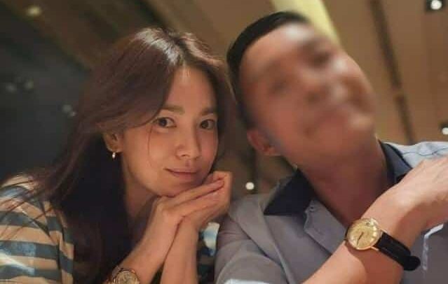 "Кто этот мужчина рядом с тобой?" Сон Хе Гё поделилась фото в соцсетях
