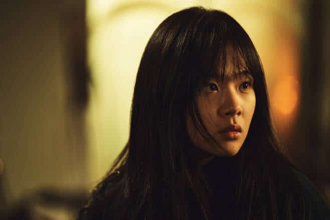 Фильм "Безнадёга" представил кадры с персонажами: Сон Джун Ки поражает преображением