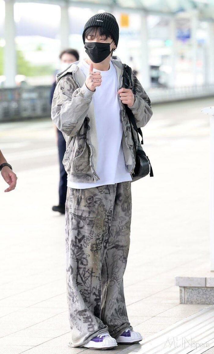 Чонгук из BTS укрепил свой статус модника: ARMY в восторге от его обуви