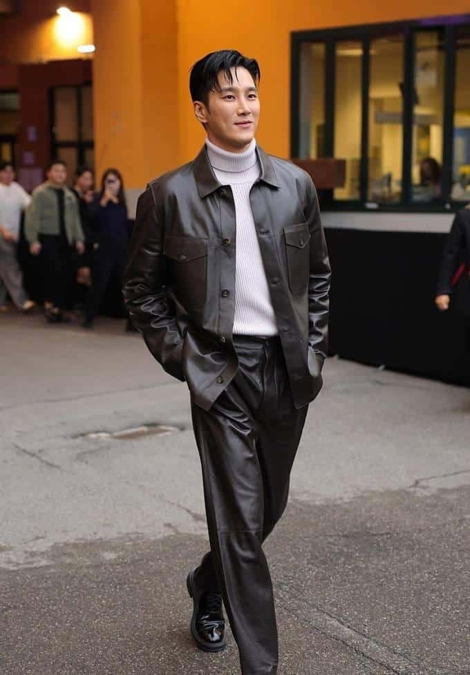 Ан Бо Хён появился на Неделе моды в Милане