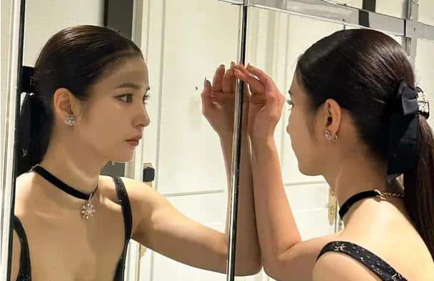 Актриса Шин Се Гён продемонстрировала очарование на новых фото из Парижа