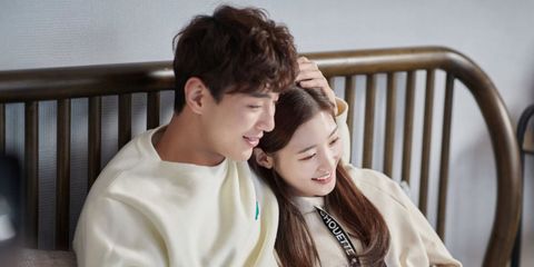 15 корейских романтических комедий Netflix с самым высоким рейтингом на платформе Rotten Tomatoes
