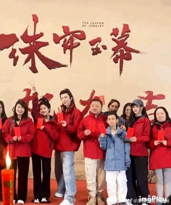 Чжао Лу Сы и Лю Юй Нин приступили к съёмкам дорамы "Жемчужная завеса"