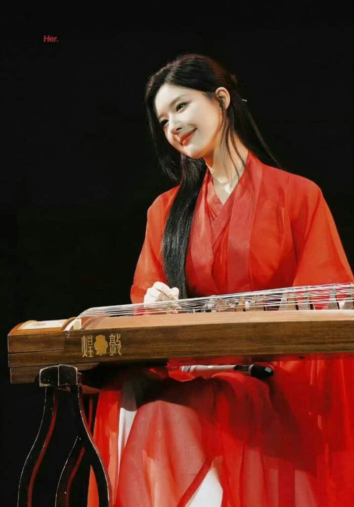 В честь 25-летия Чжао Лу Сы провела бесплатный концерт