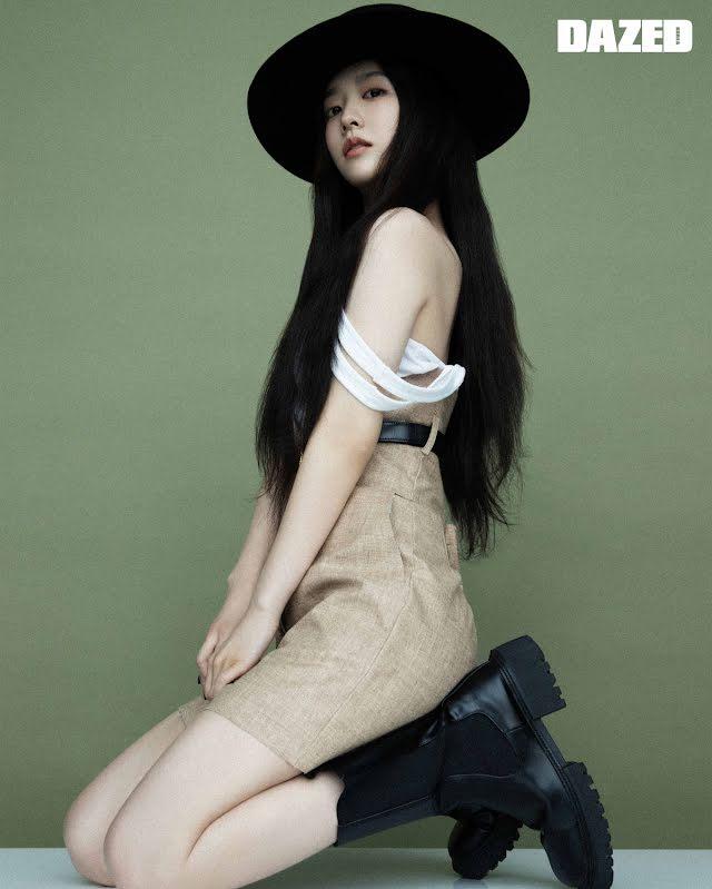 Актриса Пак Бо Ён взбудоражила нетизенов, продемонстрировав сексуальный образ для фотосессии GQ Magazine Korea
