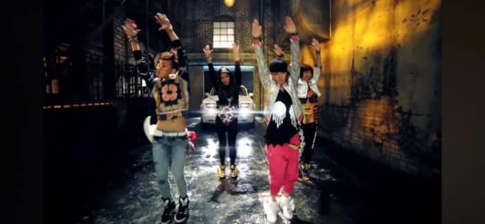 «Одно и то же»: реакция нетизенов на повторения в клипах женских K-Pop групп YG Entertainment