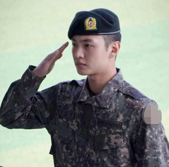 Актёр Ким Мин Джэ завершил базовый курс военной подготовки и продолжит службу в военном оркестре