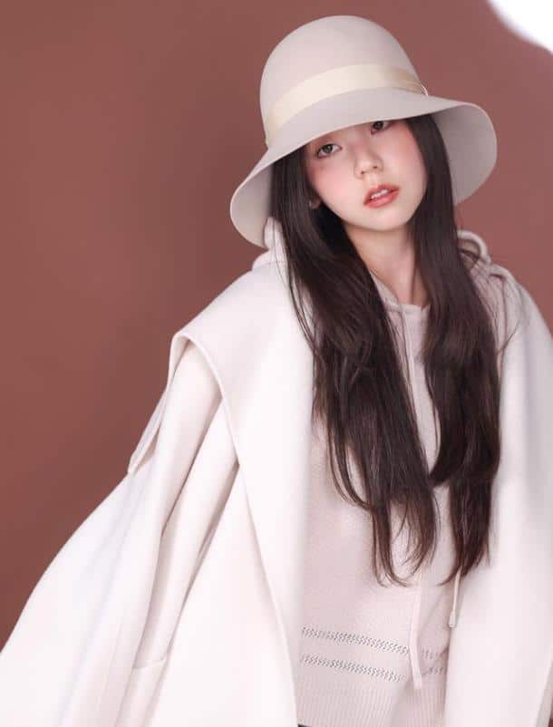 Певица и актриса Ан Со Хи поделилась кадрами новой фотосессии + комментарий Сонми