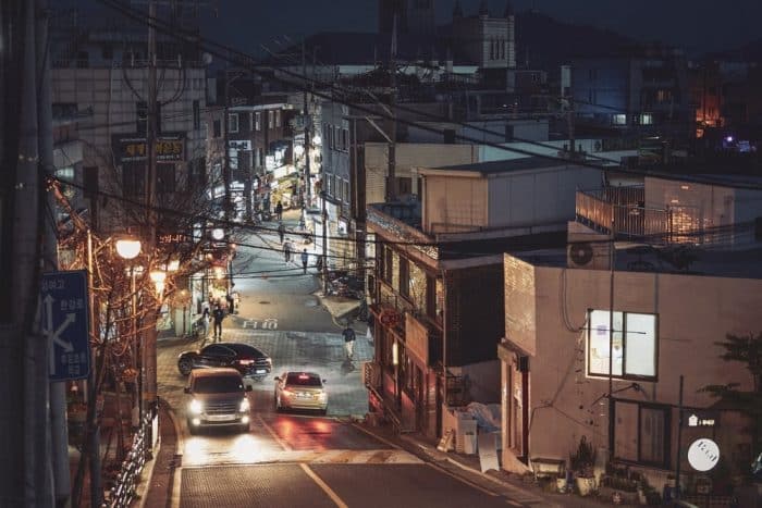 Около 50% молодых людей в Сеуле в настоящее время живут в бедности