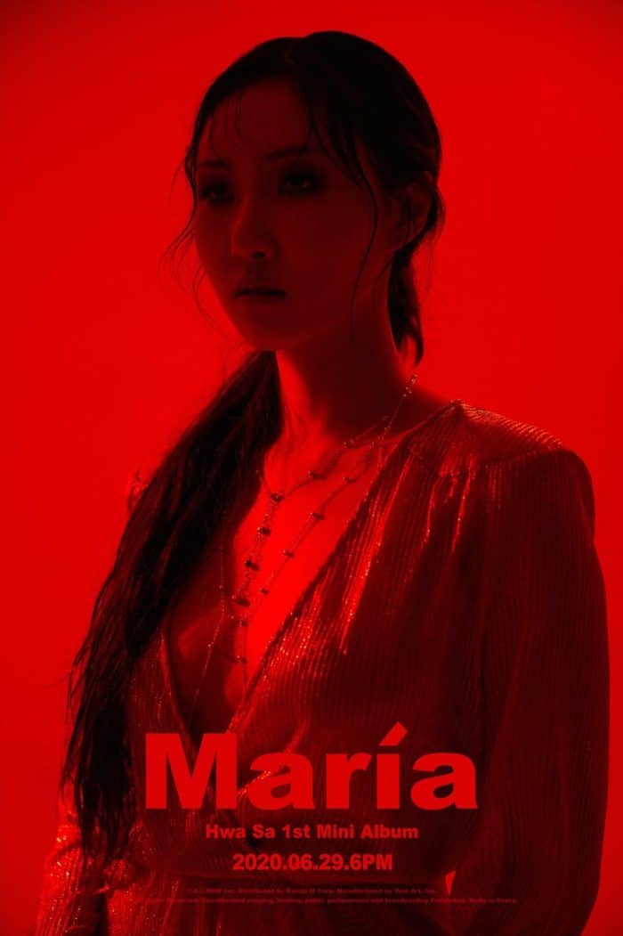 «Maria» становится первым клипом Хвасы из MAMAMOO, набравшим 300 миллионов просмотров