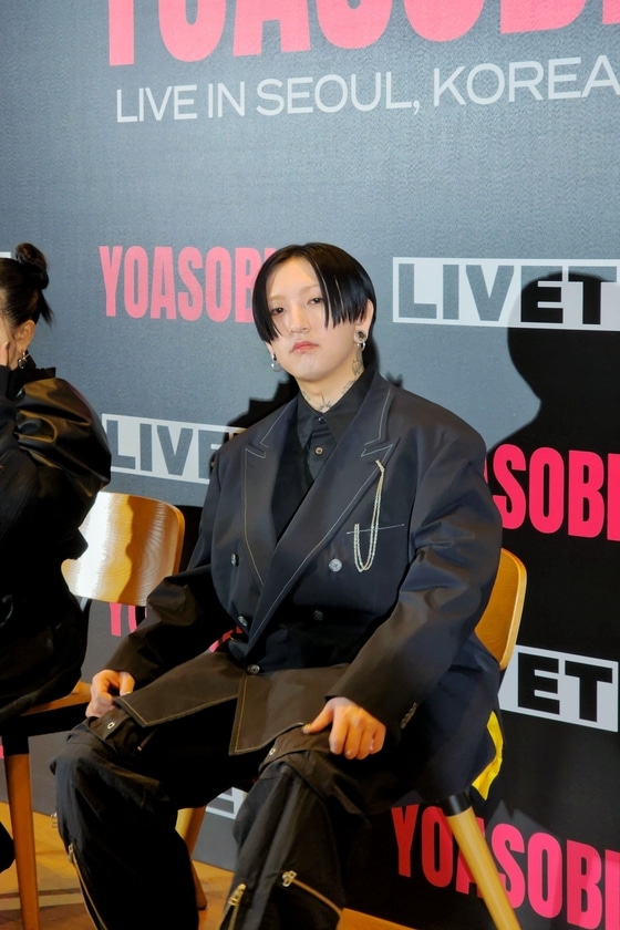 "Спасибо, что исполнили нашу мечту", - дуэт Yoasobi провел концерт в Южной Корее