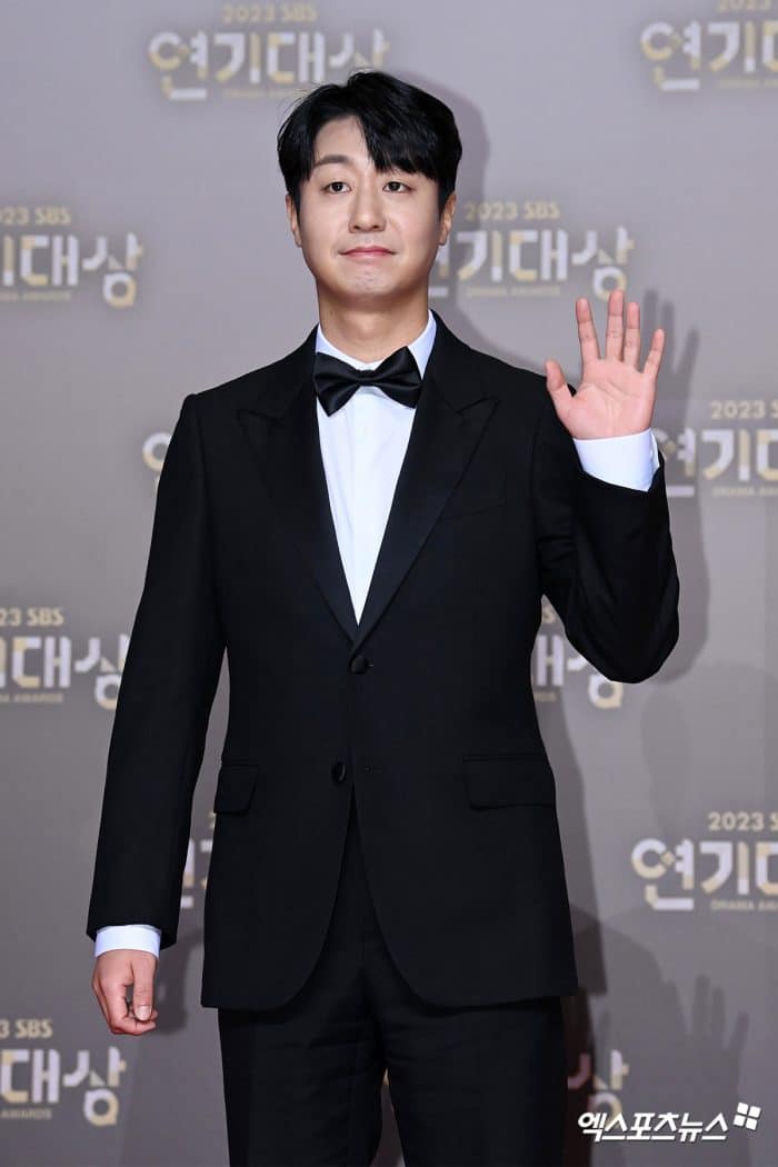 Звезды сияют на красной дорожке «SBS Drama Awards 2023»