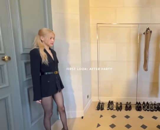 Розэ из BLACKPINK продемонстрировала свою тонкую талию в наряде для вечеринки Saint Laurent