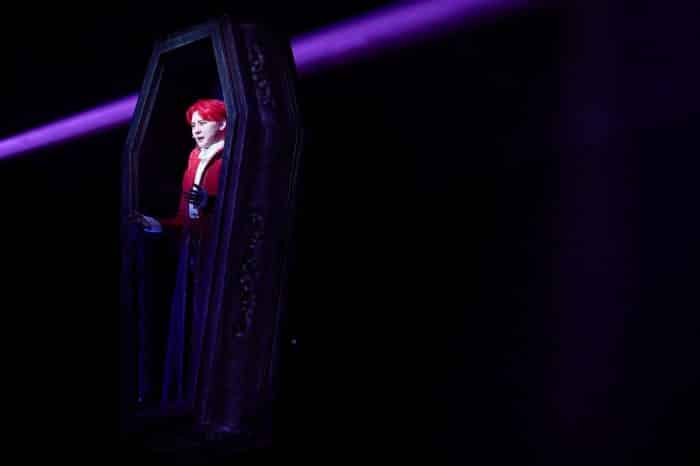 [Интервью] Ким Джунсу в последний раз играет красноволосого Дракулу