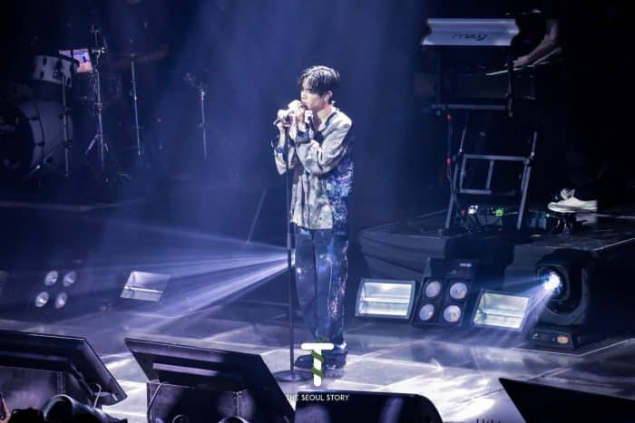 «Иногда нужно сделать шаг назад и позаботиться о себе» — Марк Туан из GOT7 провел концерт «The Other Side» на Филиппинах