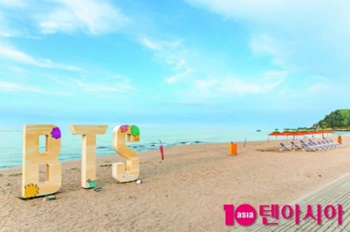 HYBE требуют удаления скульптур, связанных с BTS, из туристических мест по всей Корее