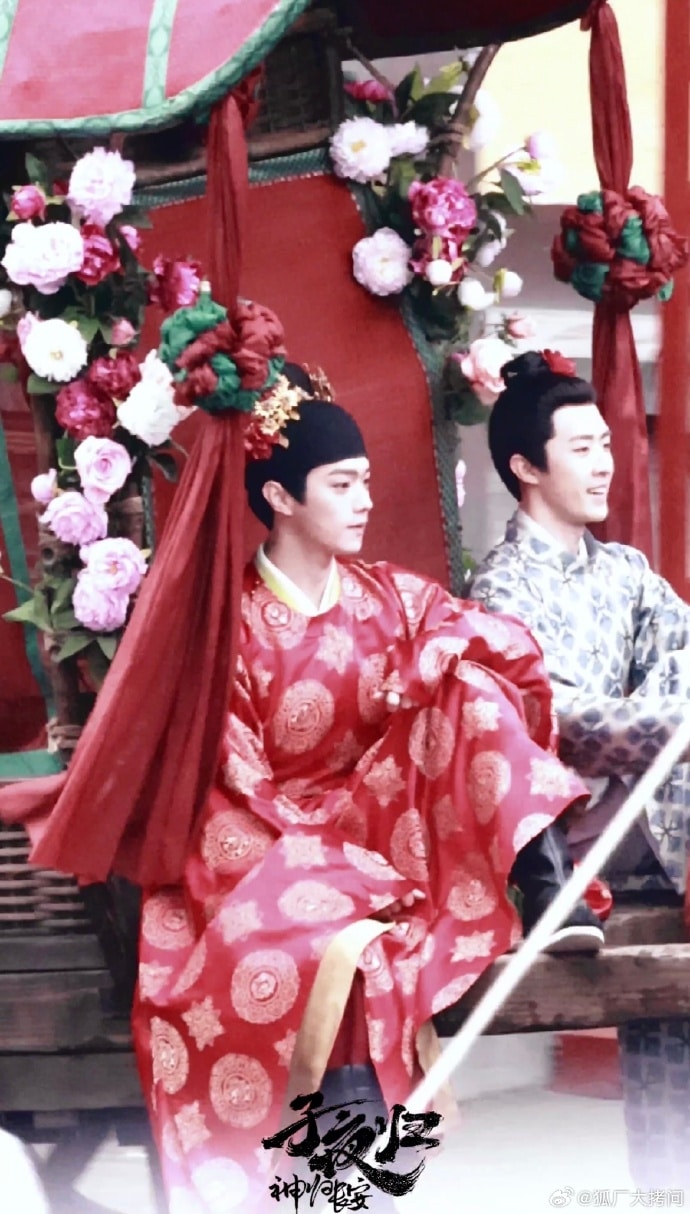Свадебный образ Сюй Кая на съёмках дорамы "Полночное воссоединение"