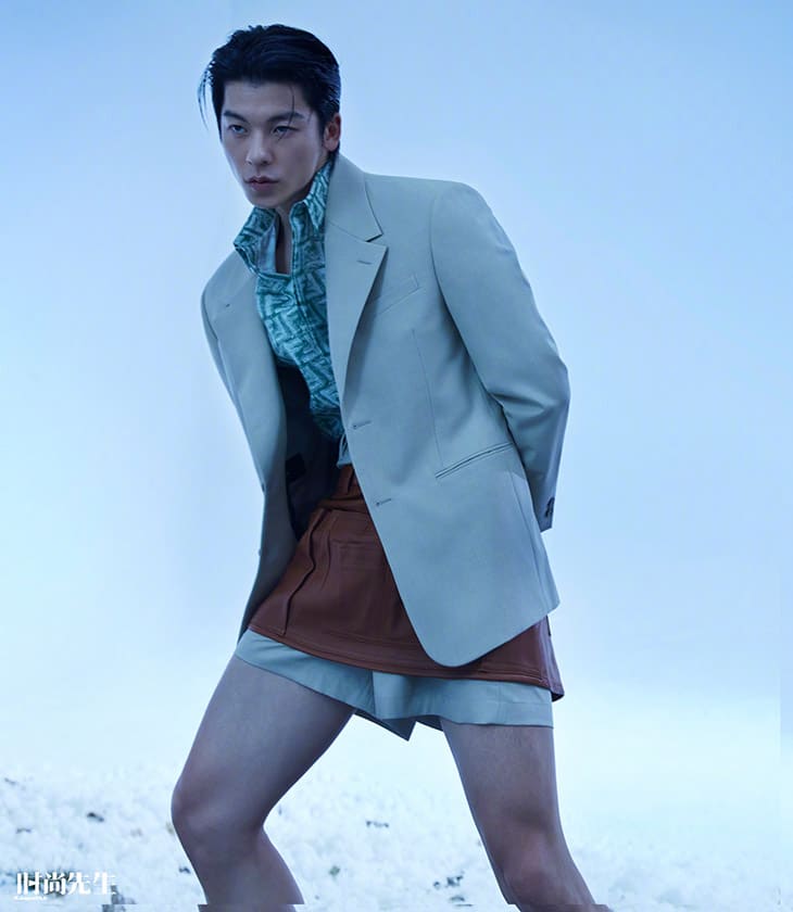 Очаровательный Сюй Гуан Хань позирует для февральской обложки Esquire China