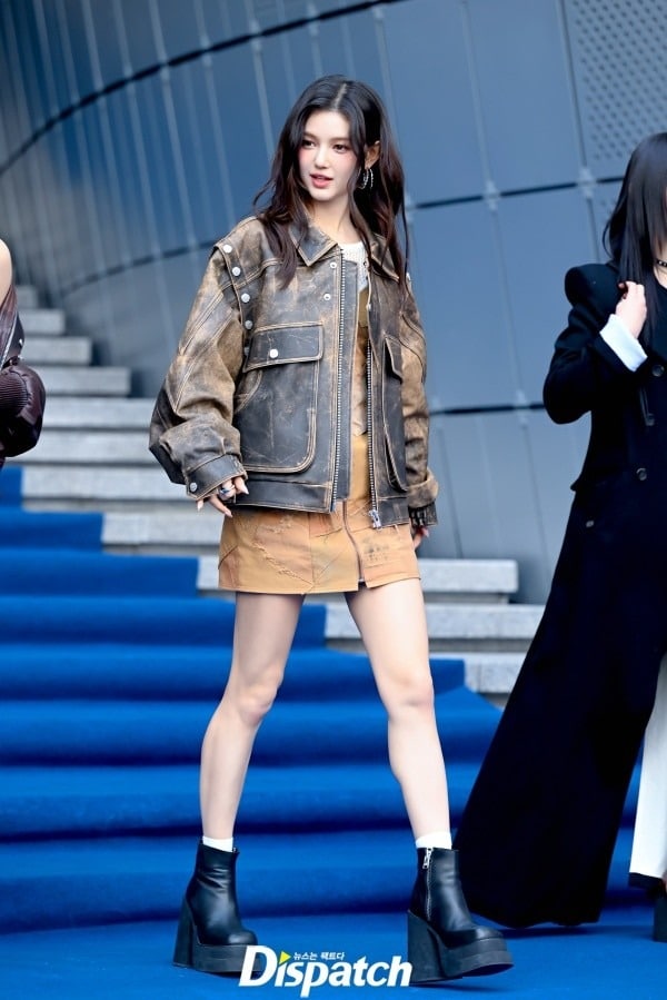 NewJeans на открытии Недели моды в Сеуле
