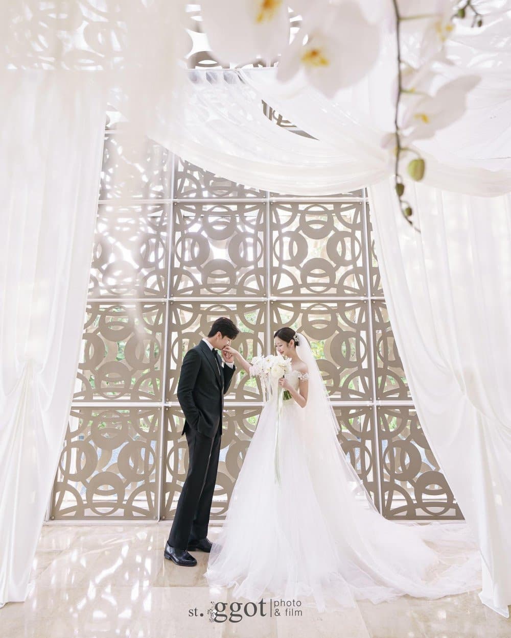Thunder и Мими поделились свадебными фотографиями, сделанными на Бали