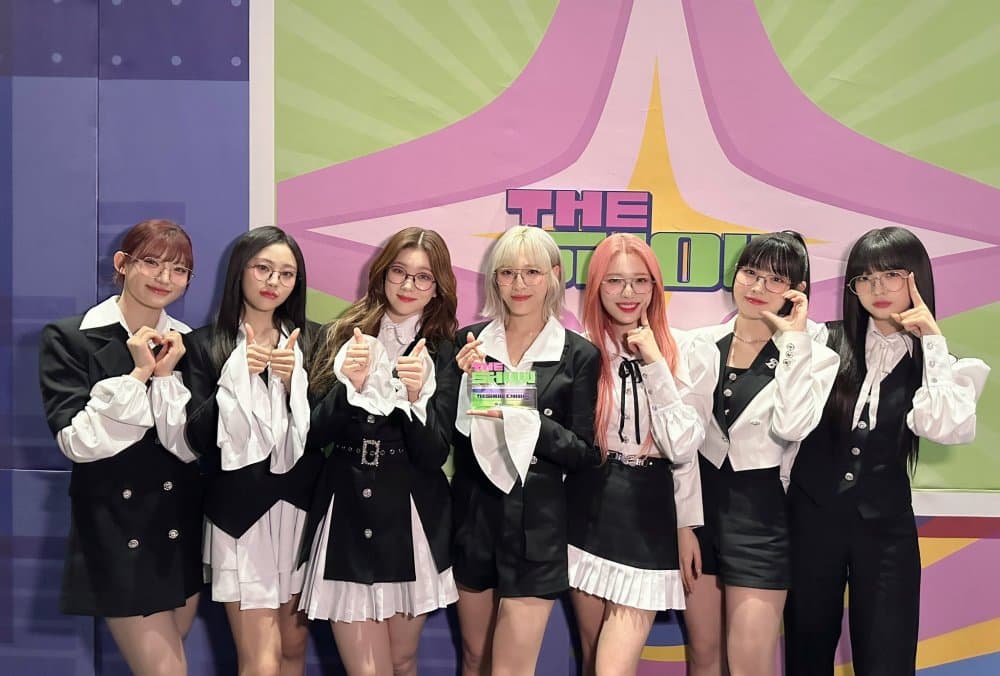 7 K-pop групп, которые одержали свою первую победу на музыкальном шоу в 2023 году