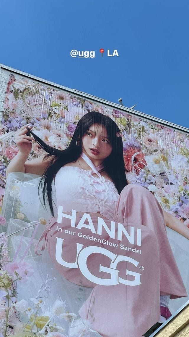 Анонс предстоящей рекламной кампании UGG c Ханни из NewJeans