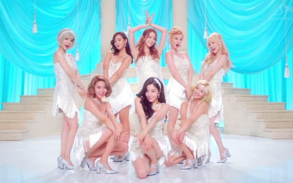 [theqoo] «Они так хороши, вот каким должен быть K-pop», — живое выступление Girls’ Generation 8-летней давности привлекло внимание в сети