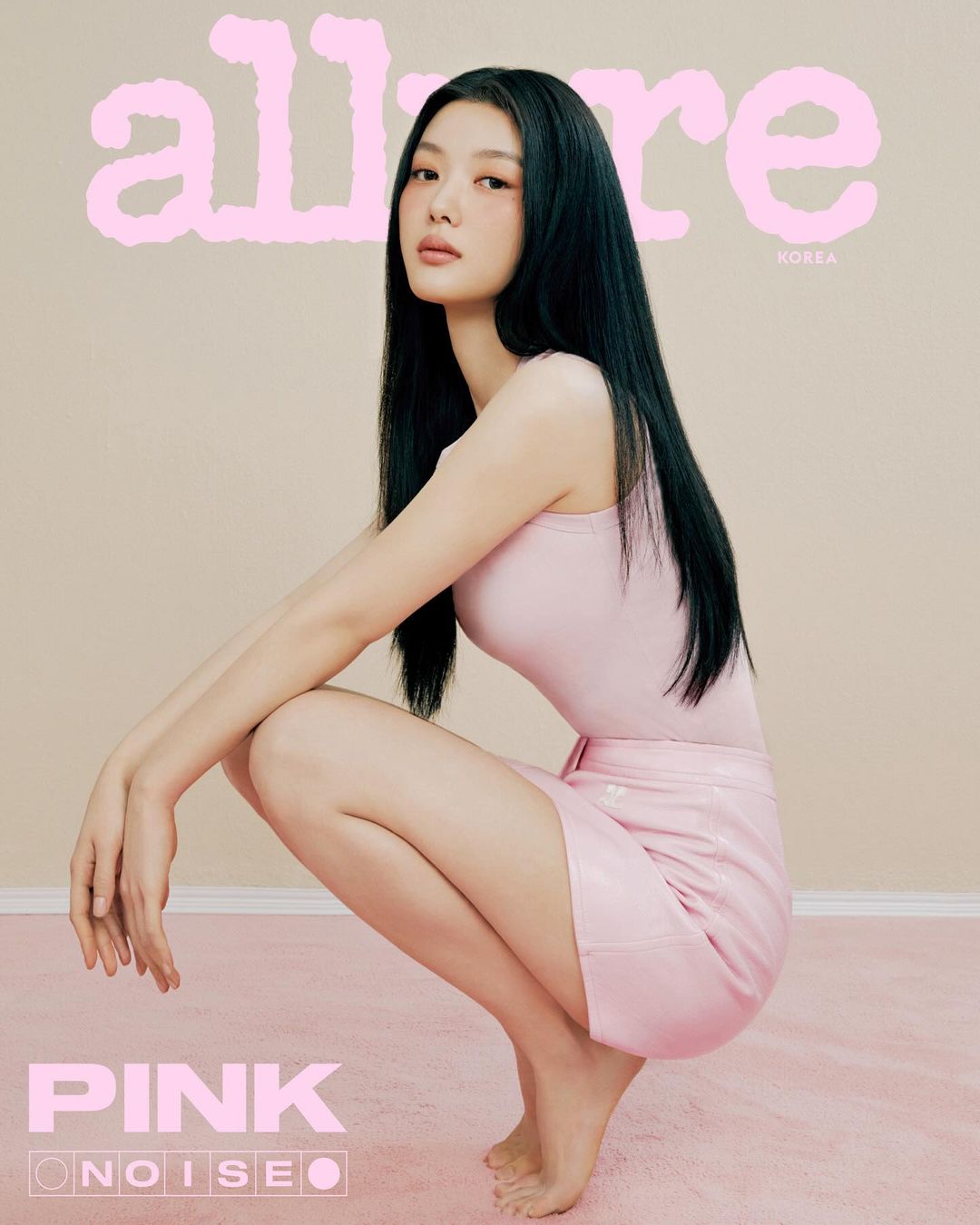 Ким Ю Джон в розовой фотосессии для журнала Allure Korea