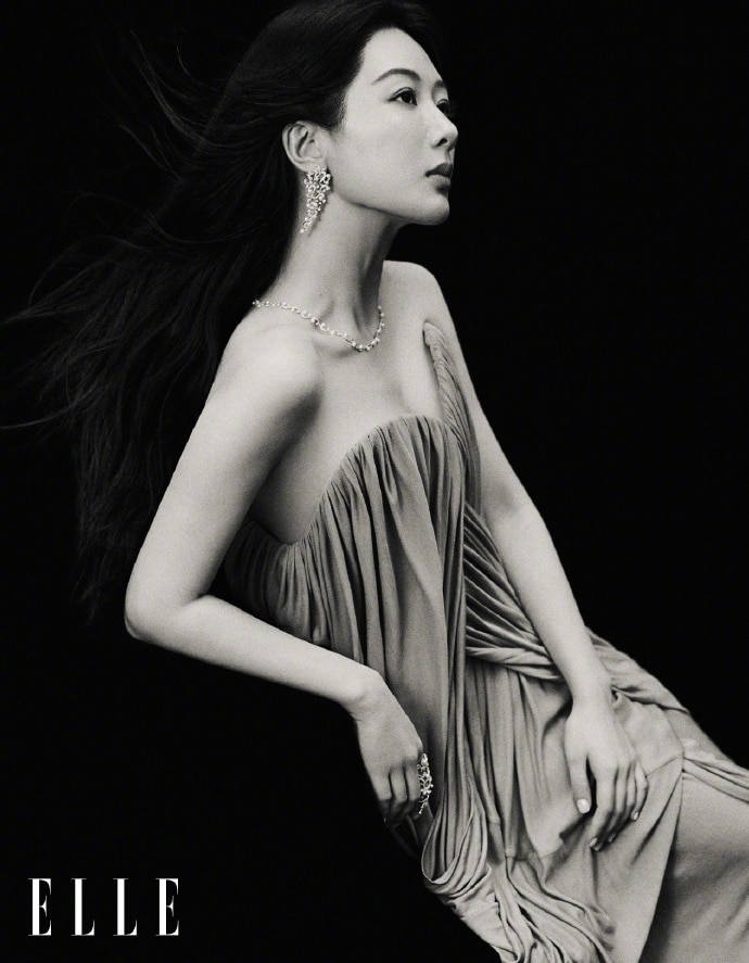 Нежный образ Ян Цзы для обложки журнала ELLE