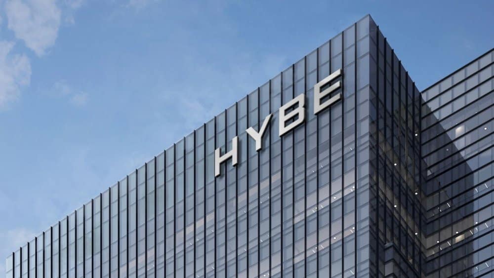 HYBE уже выбрали нового генерального директора и управленческую команду ADOR + реакция пользователей сети