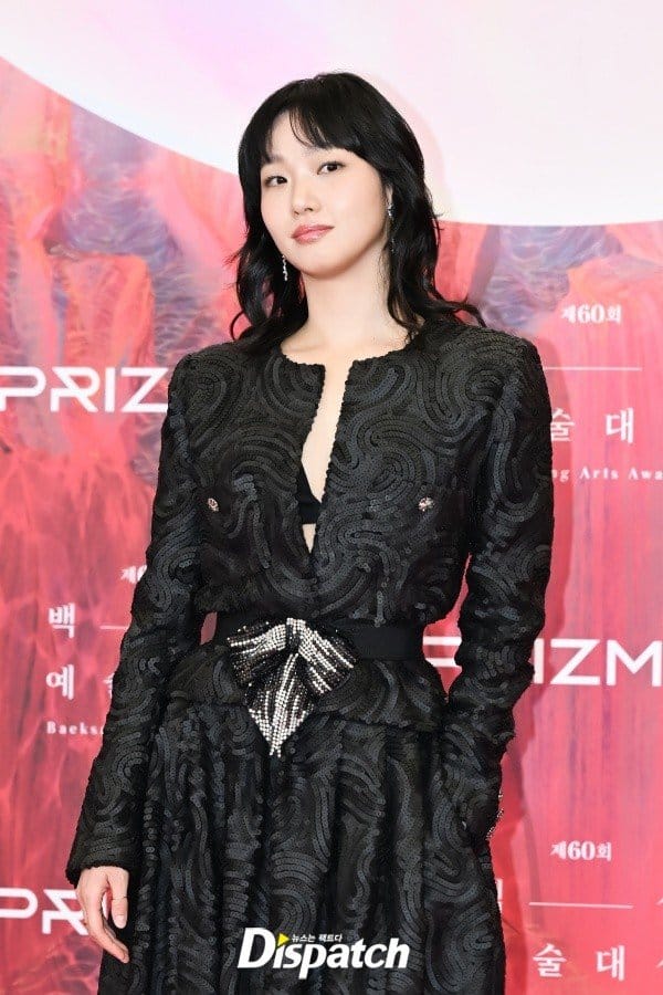 [theqoo] Ким Го Ын впечатлила нетизенов своим смелым образом на 60-й премии «Baeksang Arts Awards»