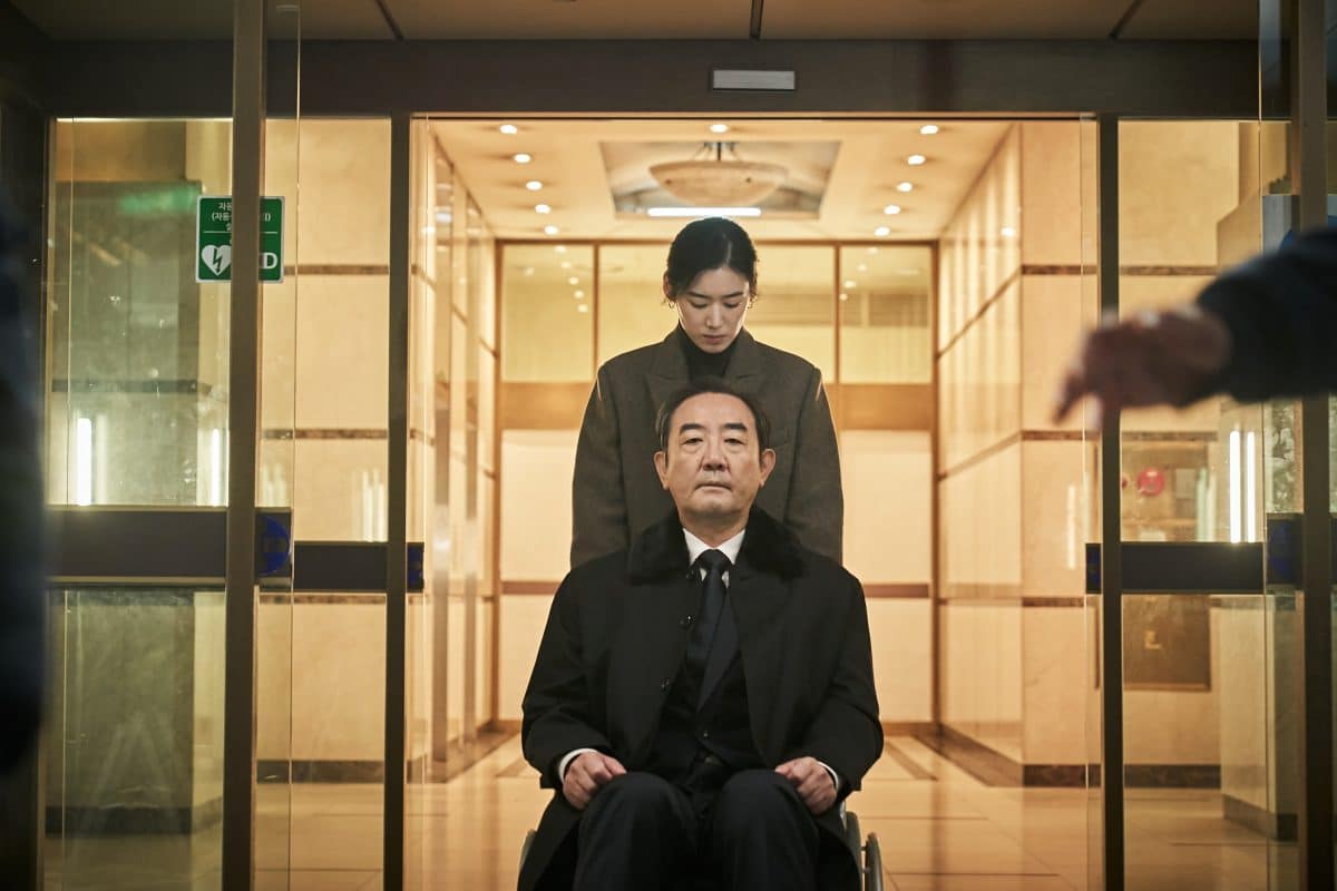 Кан Дон Вон разделяет общее дело с Ли Ми Сук, Чон Ын Чэ и многими другими в новом фильме «Сюжет»