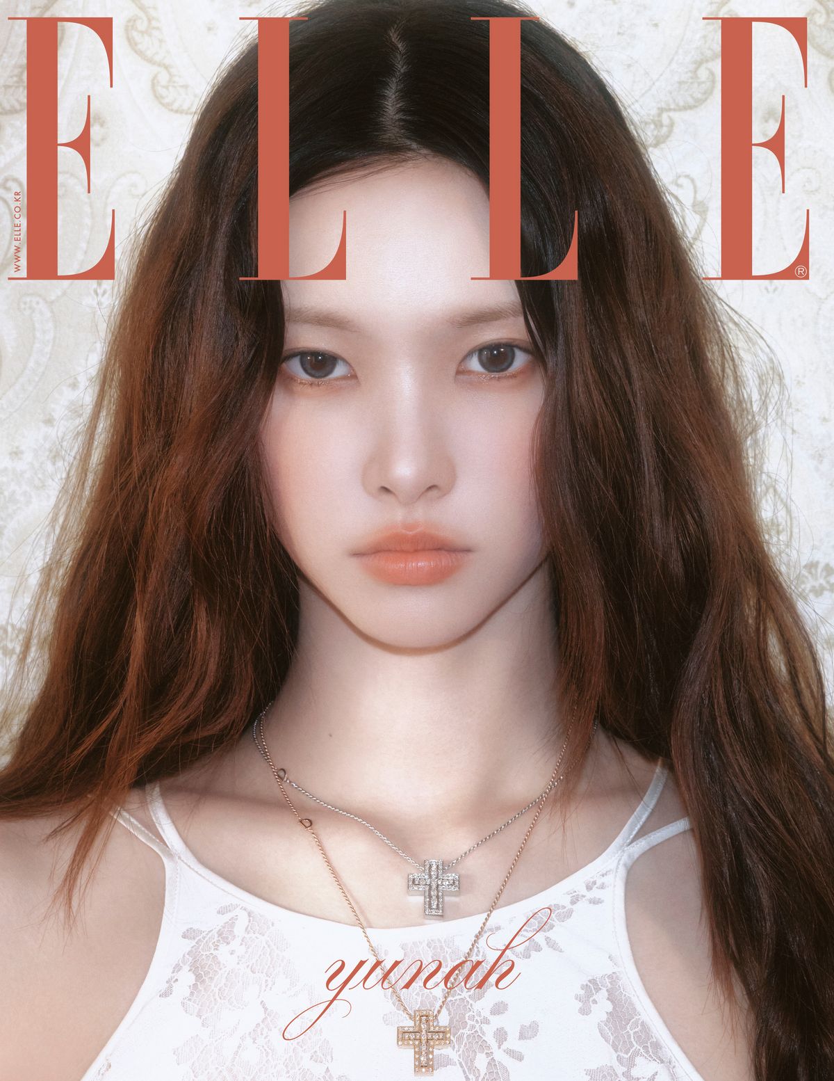 Мечтательная элегантность ILLIT в сентябрьском номере ELLE Korea